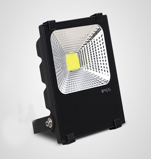 LED FLOOD LIGHT