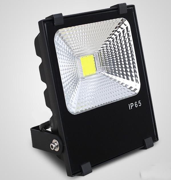 LED FLOOD LIGHT